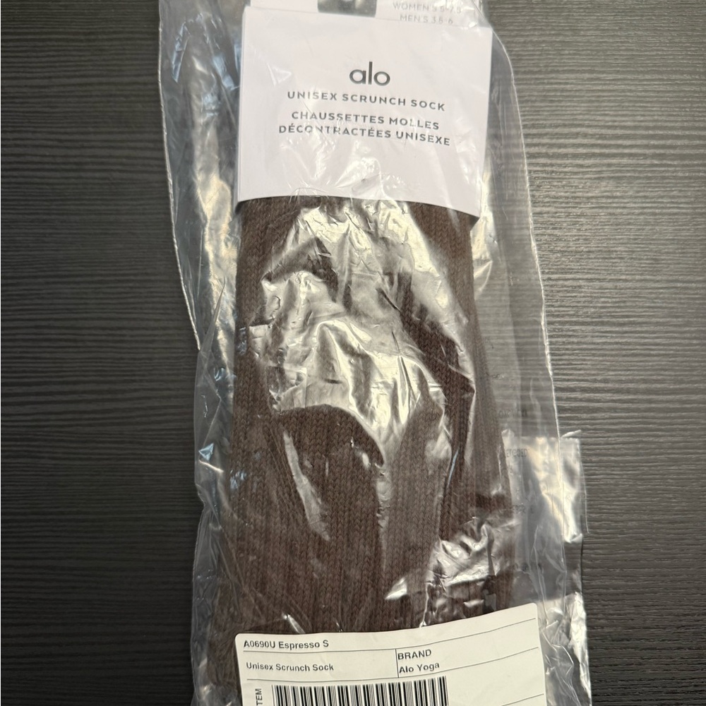 ALO Yoga Unisex Scrunch Socks Espresso Size Small
